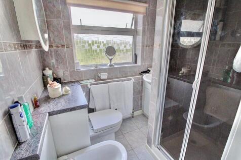 18. Family Bathroom