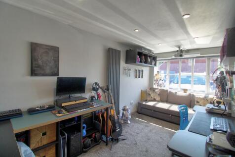 IMG_1762_3_4_Interior 4