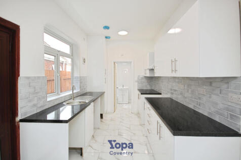 9de55e2c-Kitchen.JPG
