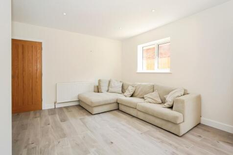 Living/kitchen/dining area