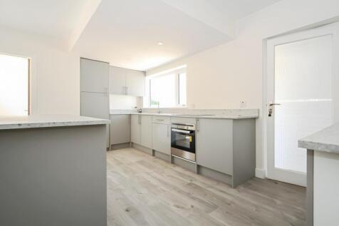 Living/kitchen/dining area