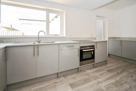 Living/kitchen/dining area