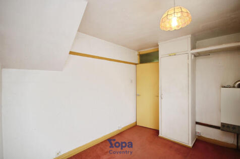 473ab8a0-Bed 202.JPG