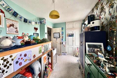 Bedroom to door