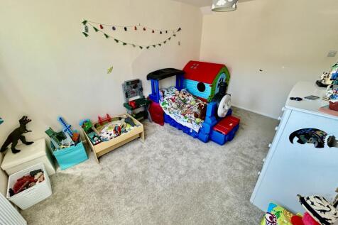 Bedroom FF..