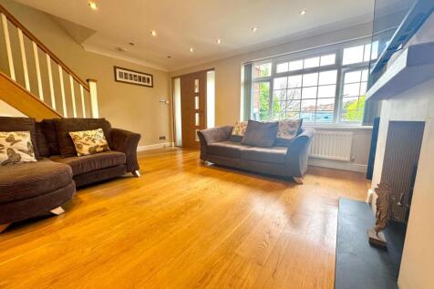 Living Room 3