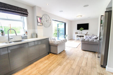 Kitchen/Family Room