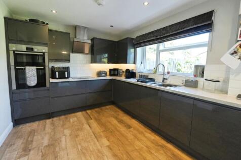 Kitchen/Family Room