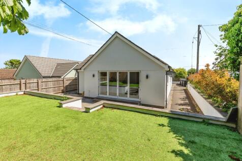 Rear Garden and Bi-Fold Doors 2