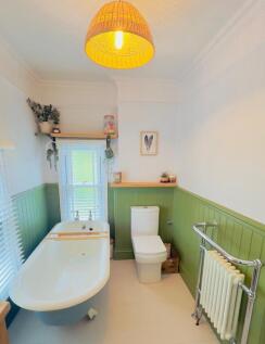 First Floor Bathroom
