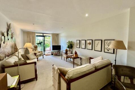 Open Plan Living.JPG