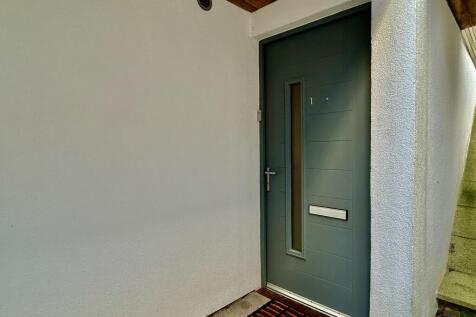 Private Entrance .JPG