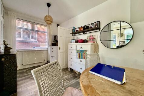 Kitchen Dining Room...