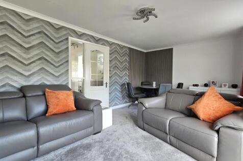 Lounge / dining room