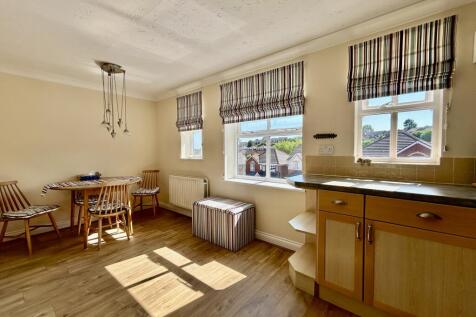 Kitchen Breakfast Room..