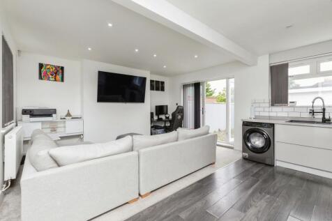 Living Room/Open Plan