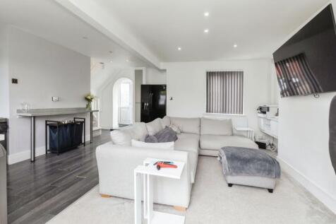 Living Room/Open Plan