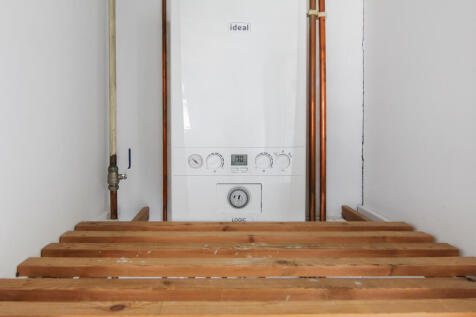 Storage/Airing Cupboard