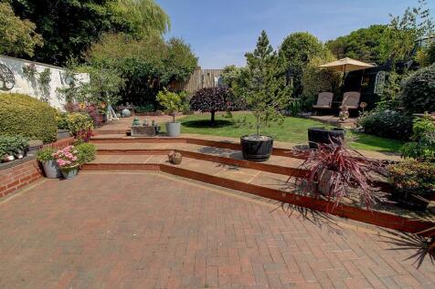 4. Rear Garden