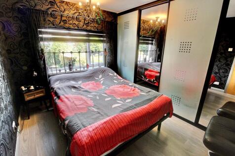 19. Bedroom 2