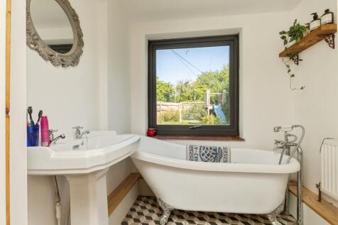 Downstairs Bathroom