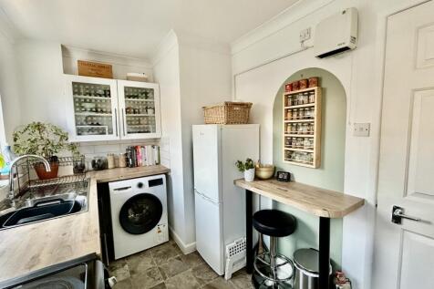 Kitchen Breakfast Room.
