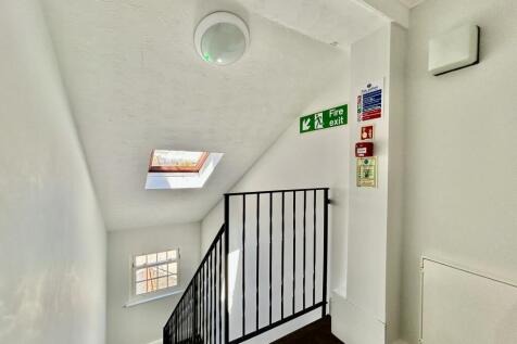 Communal Landing
