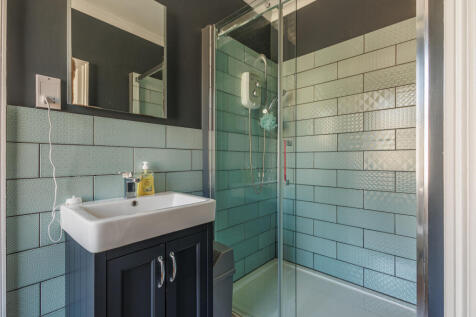 Jack and Jill Shower Room