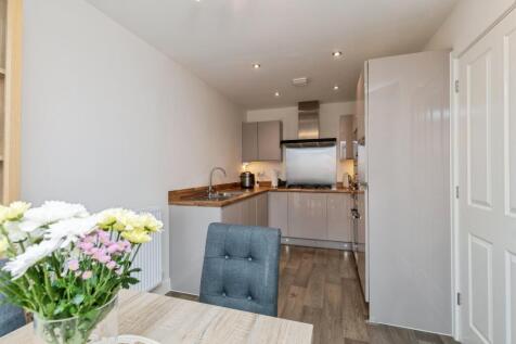 Kitchen/Dining Area
