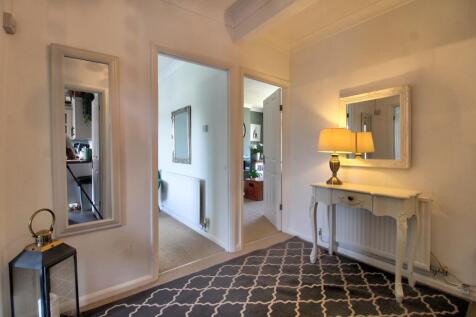 IMG_2125_6_7_Interior 4