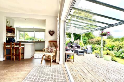 Dining:Deck 