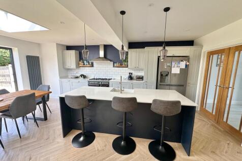 12. Living Dining Kitchen