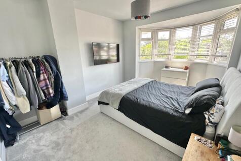 21. Bedroom 1