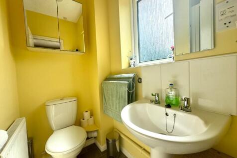 Bedroom 1 Ensuite