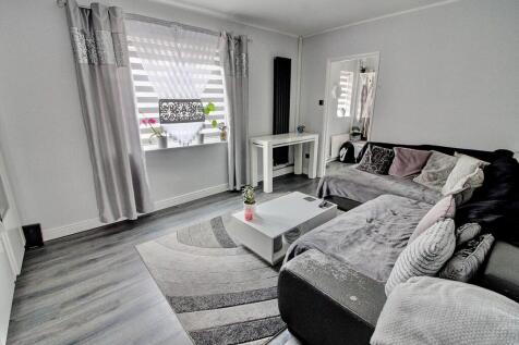 6. Lounge