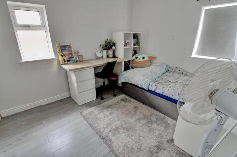 17. Bedroom 2