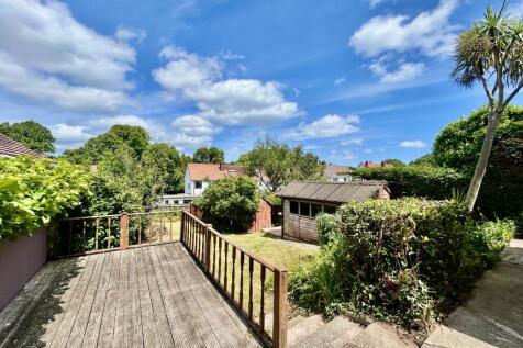 Decking and Gardens