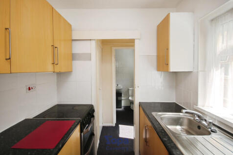 2d0966d0-Kitchen 203.JPG