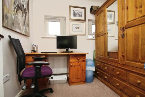 17. Bedroom 4