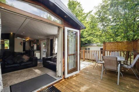 Sitting room/Deck