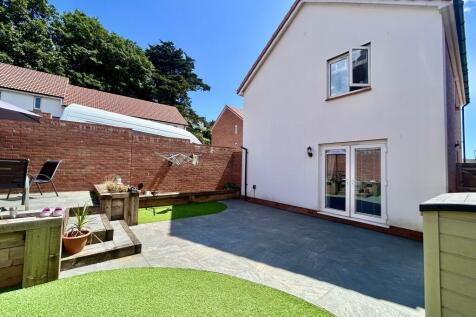 Rear Garden...