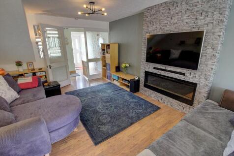 6. Lounge