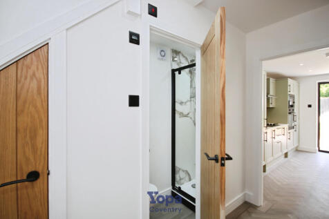 28ee923a-Entrance 20Hall 202.JPG