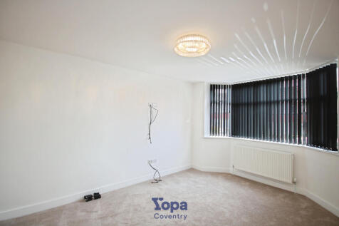 64286844-Living 20Room.JPG