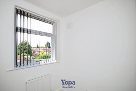 172e0336-Bed 204.JPG