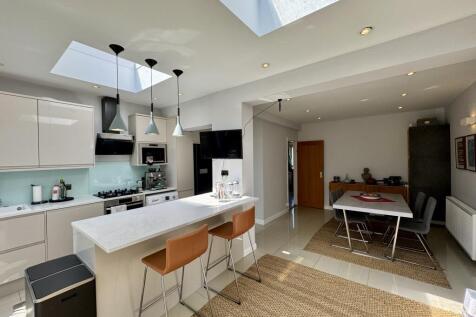 extended kitchen dining
