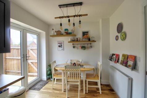 IMG_0167_8_9_Interior 4