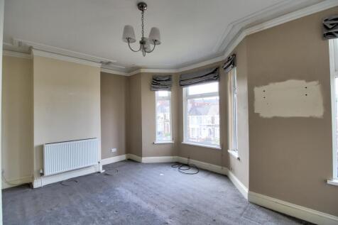 IMG_0031_2_3_Interior 4