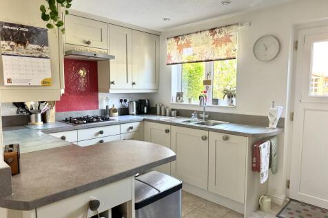 Kitchen b