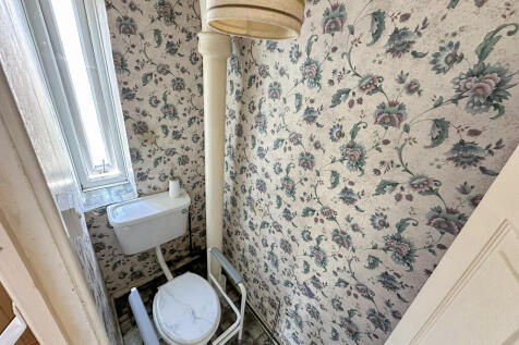 First Floor WC